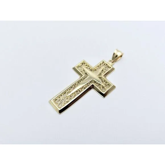 Beautiful 14K Karat Solid Yellow Gold Religious Designer Cross Charm Pendant